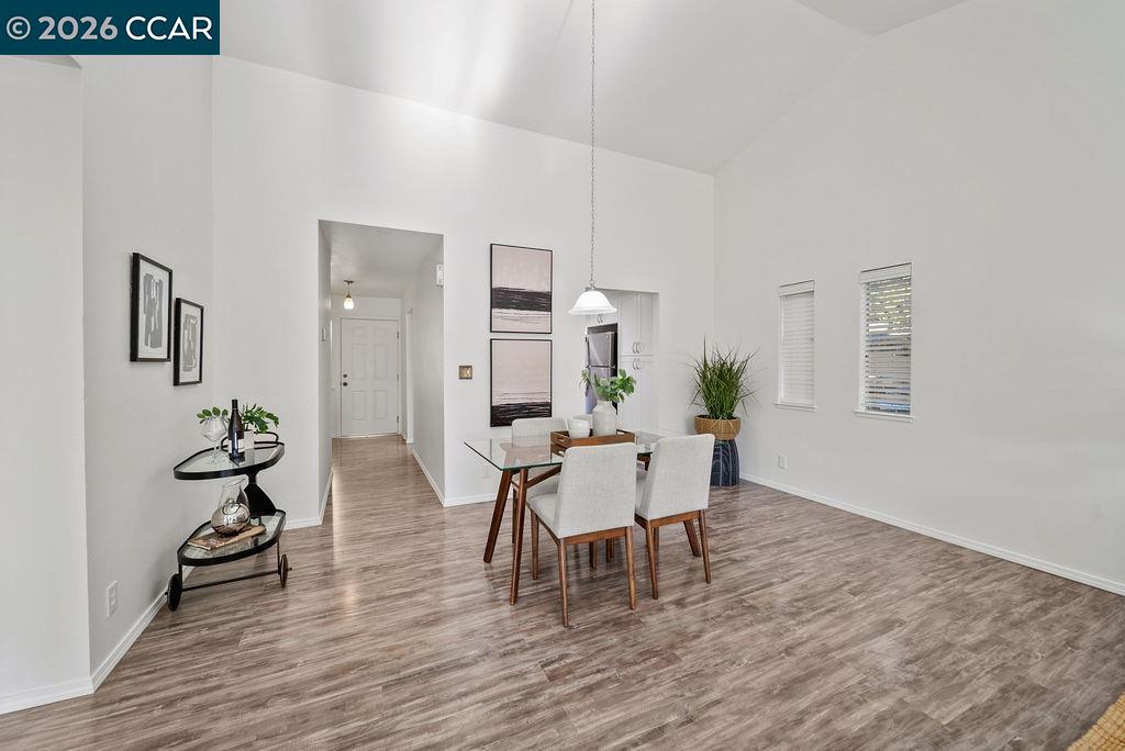 571 Europa Ct