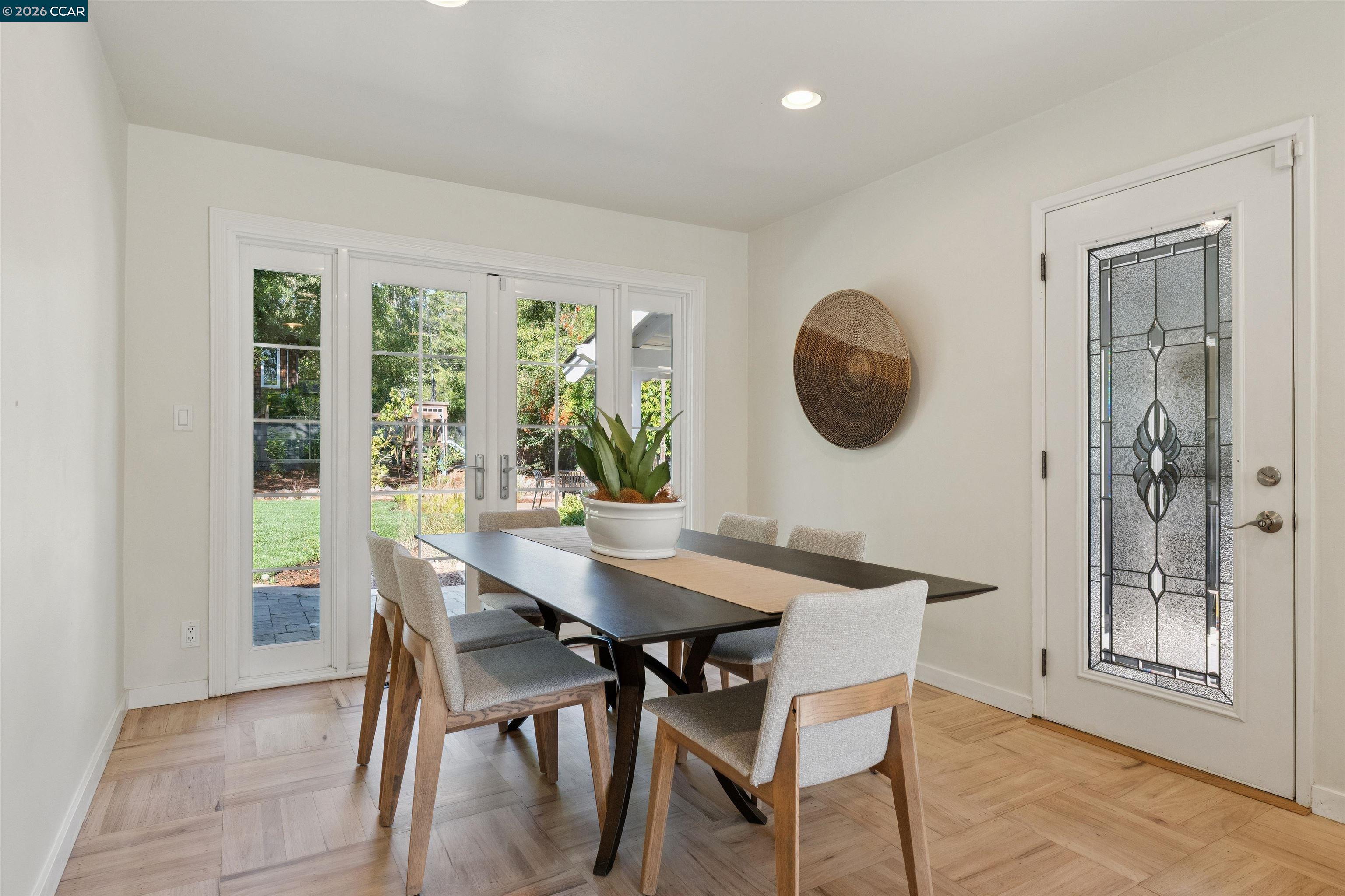1 W Arbor Way