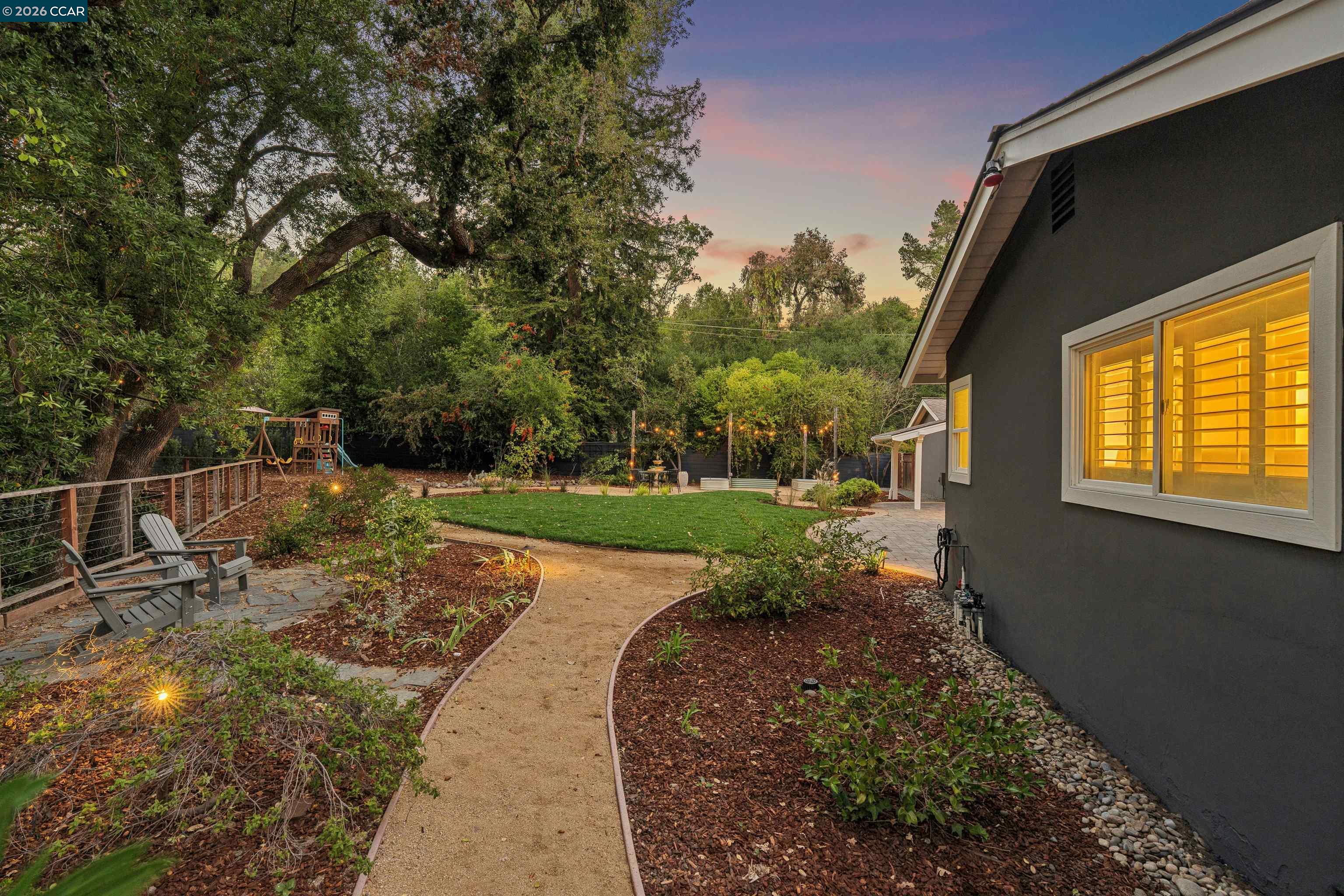 1 W Arbor Way