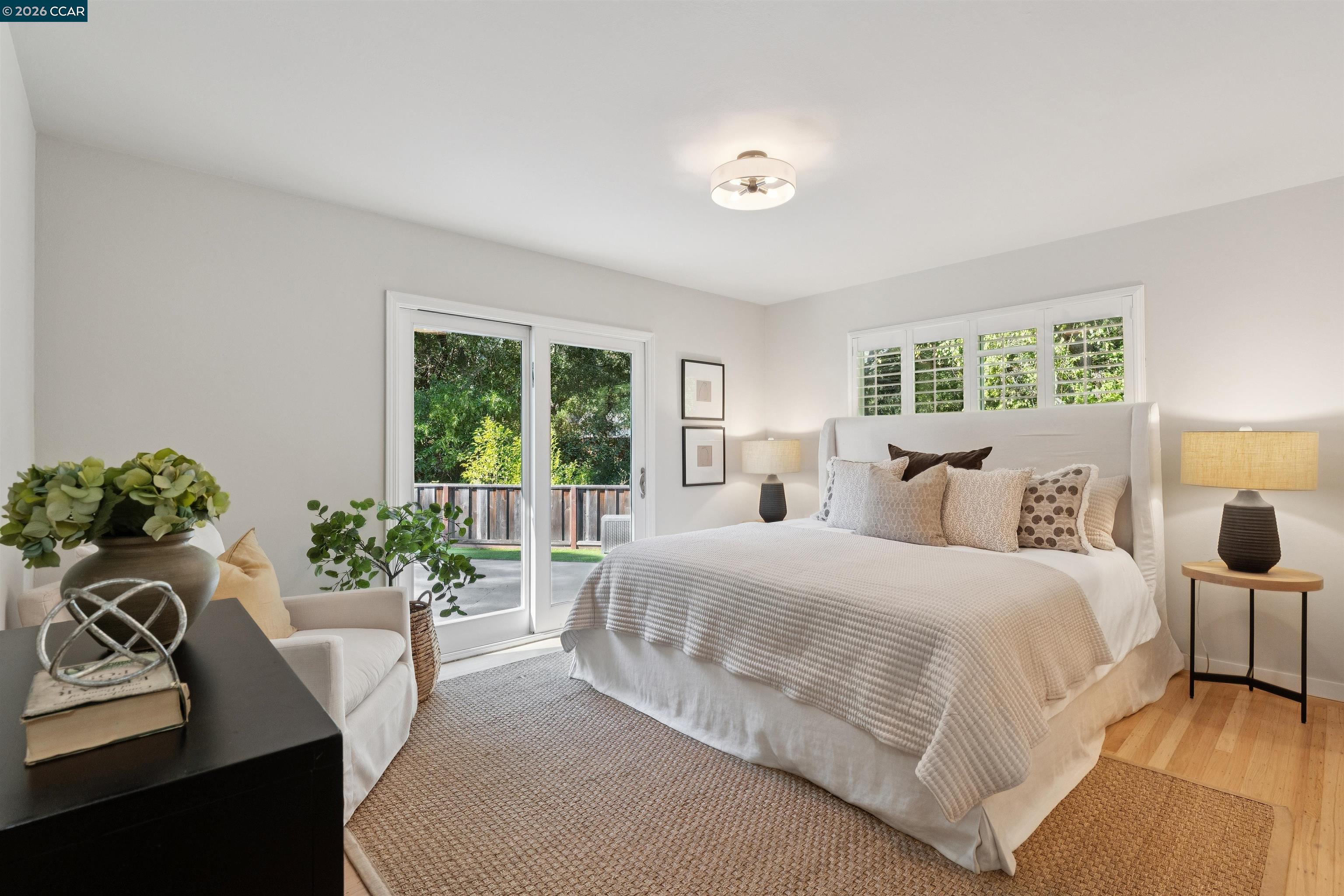 1 W Arbor Way