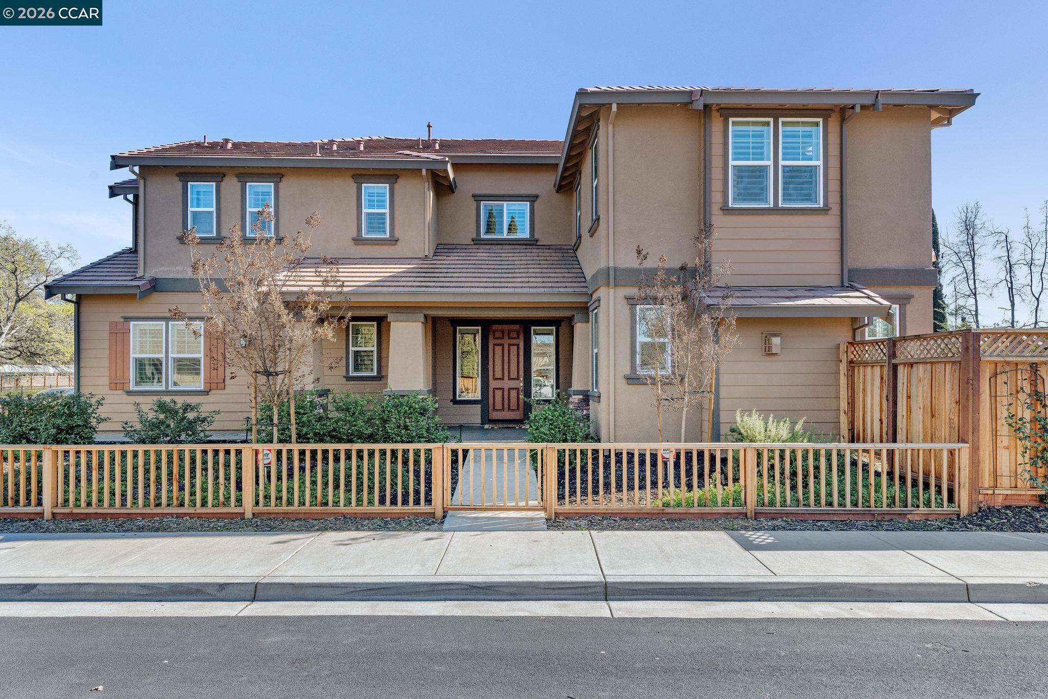 929 Autumn Brook Pl.