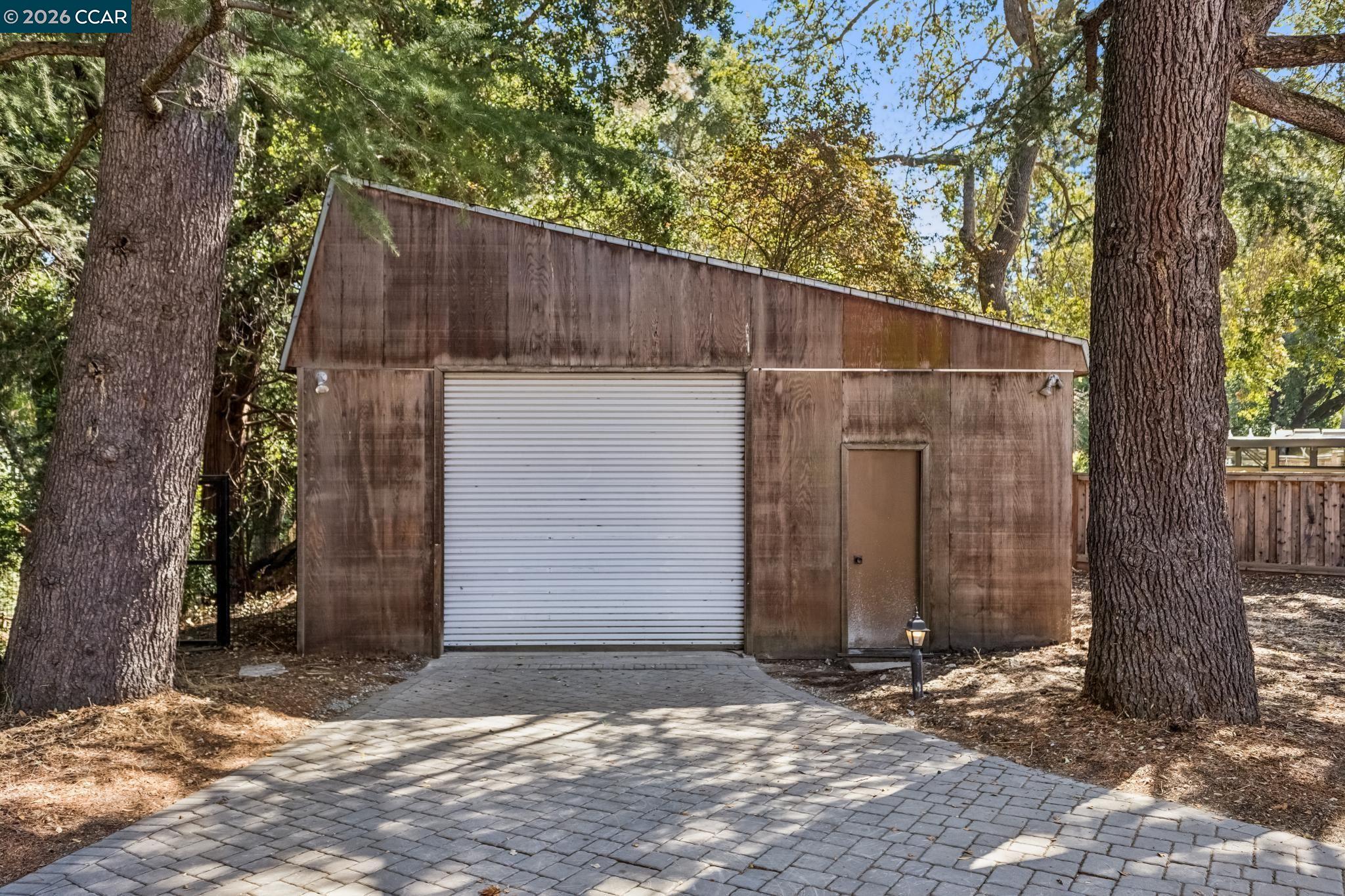 3686 Happy Valley Rd