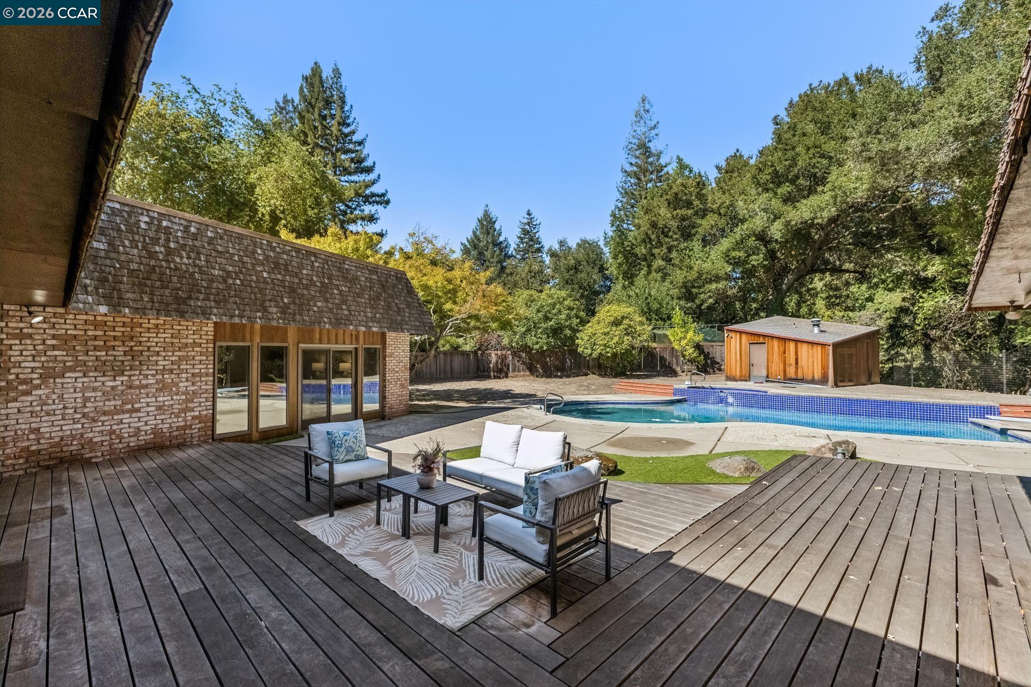 3686 Happy Valley Rd