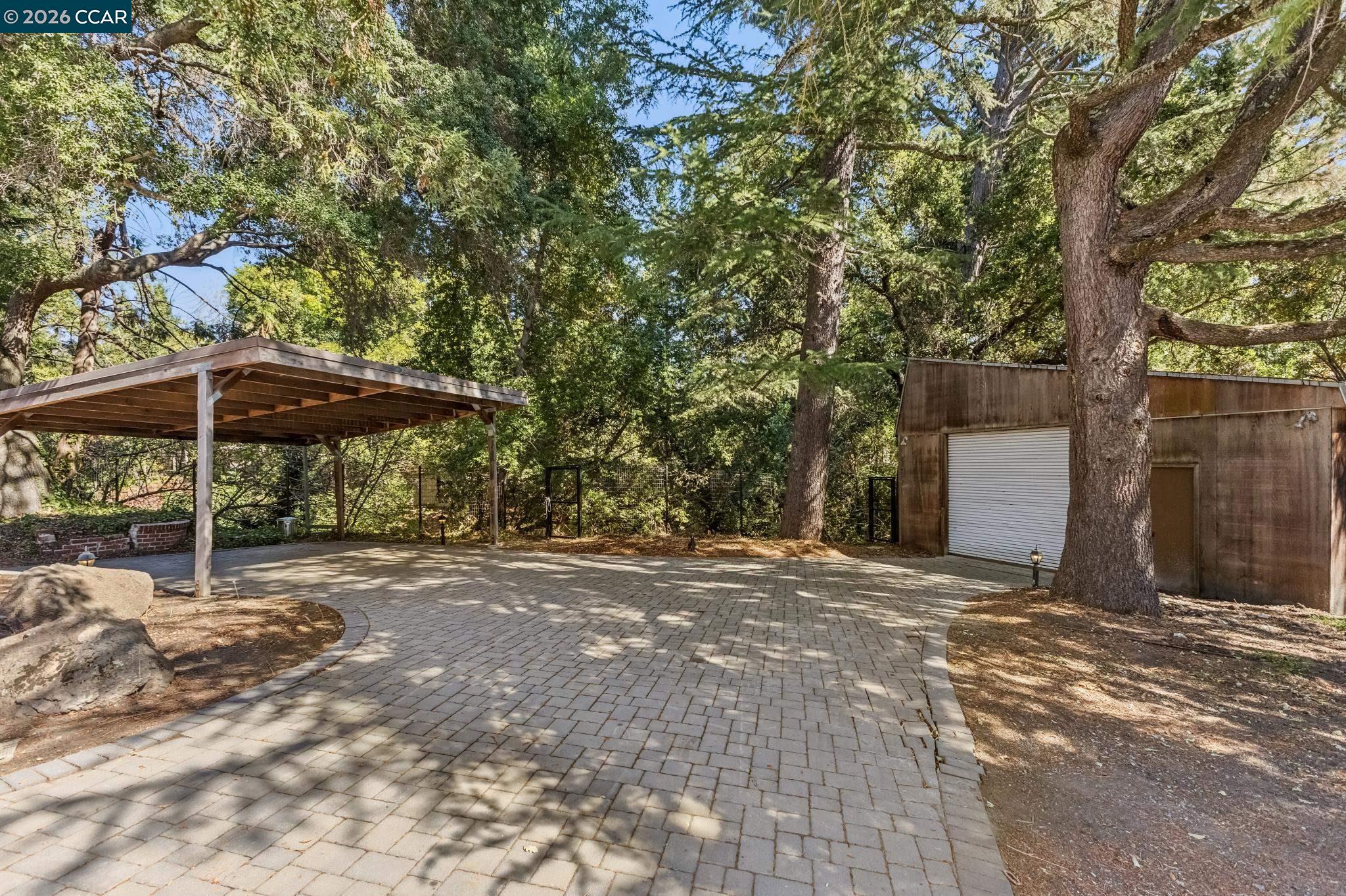 3686 Happy Valley Rd