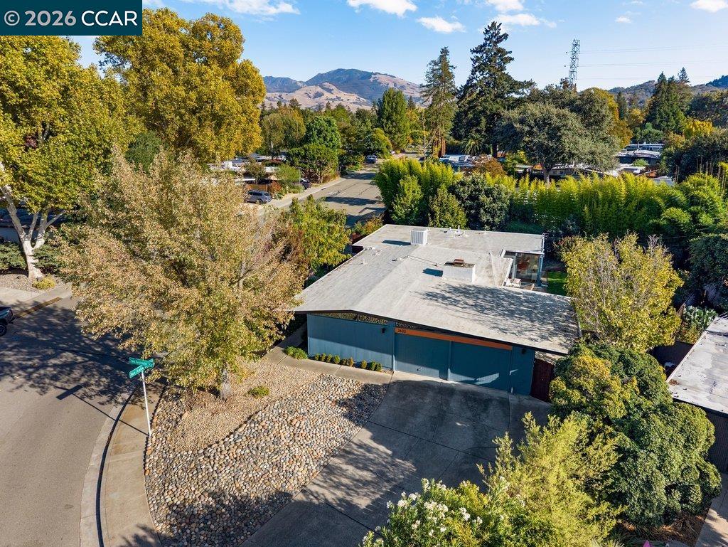 2633 San Antonio Dr
