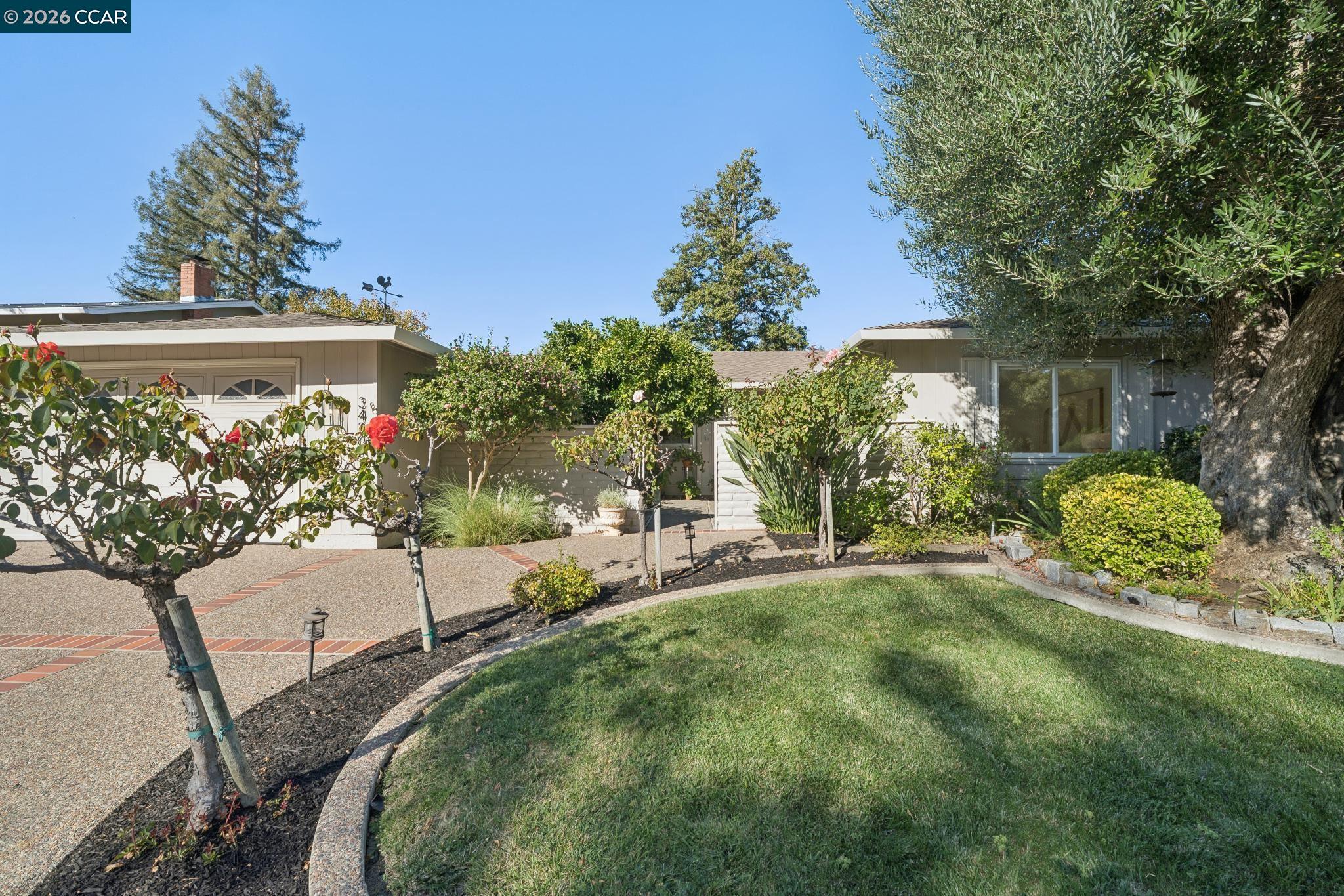 3420 Bayberry Drive