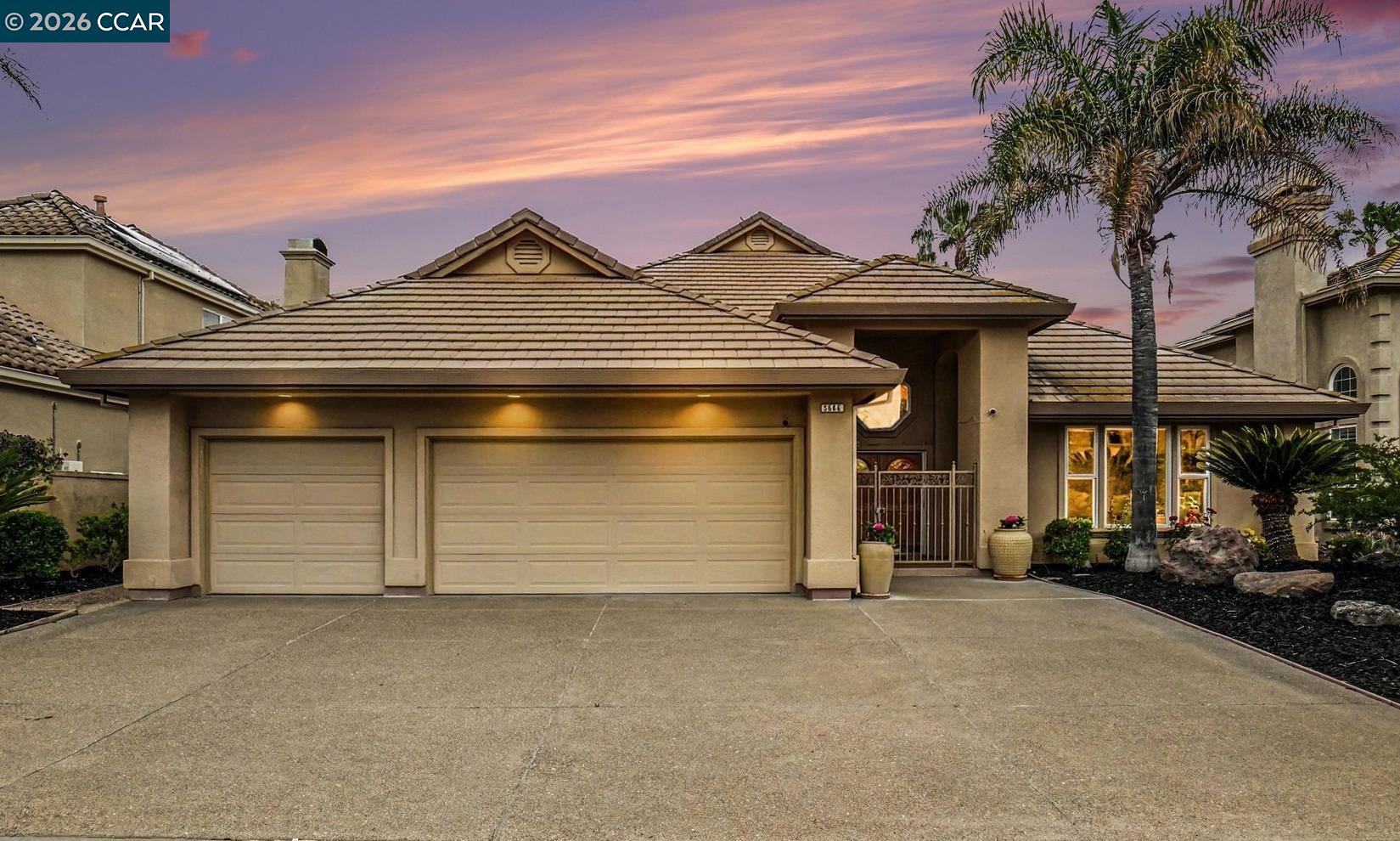 5666 Oakmont Ct