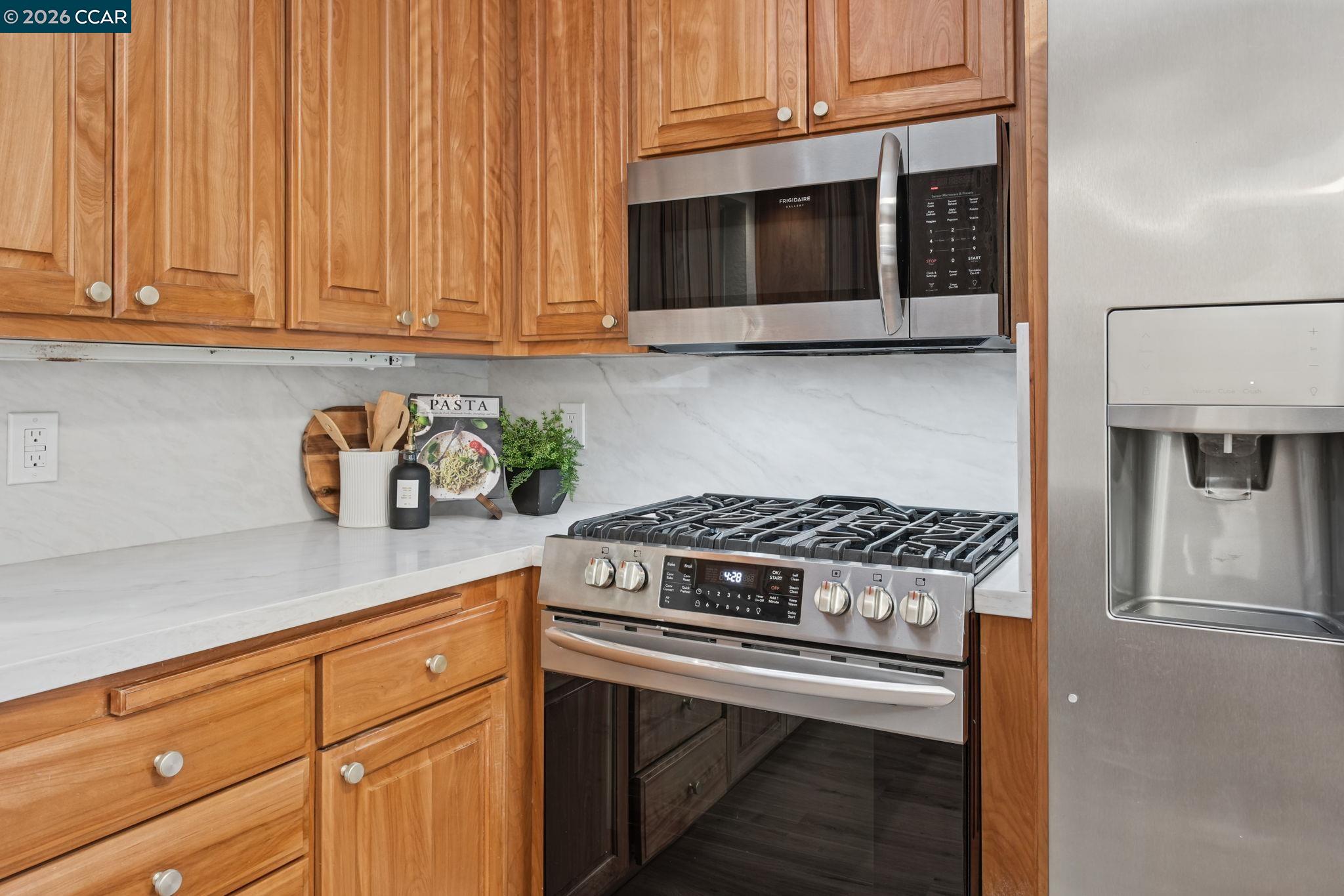 3235 Andresean