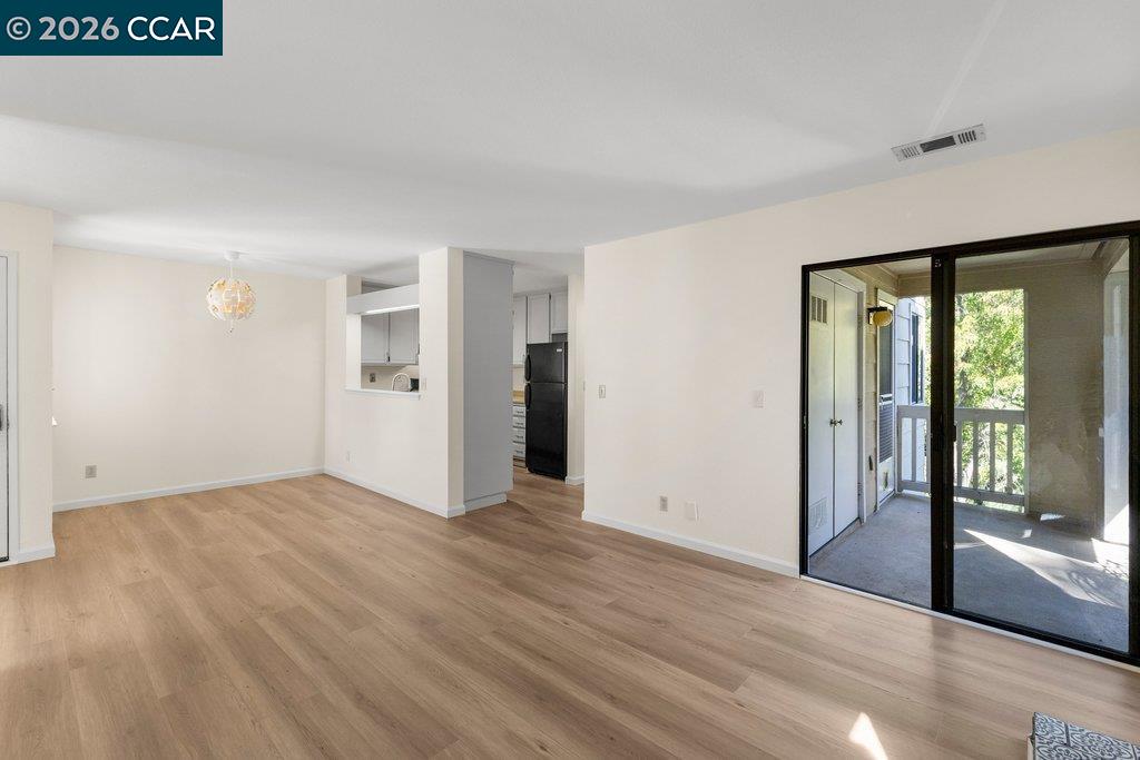 175 Village Pl