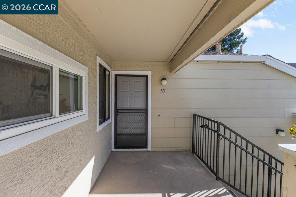 175 Village Pl