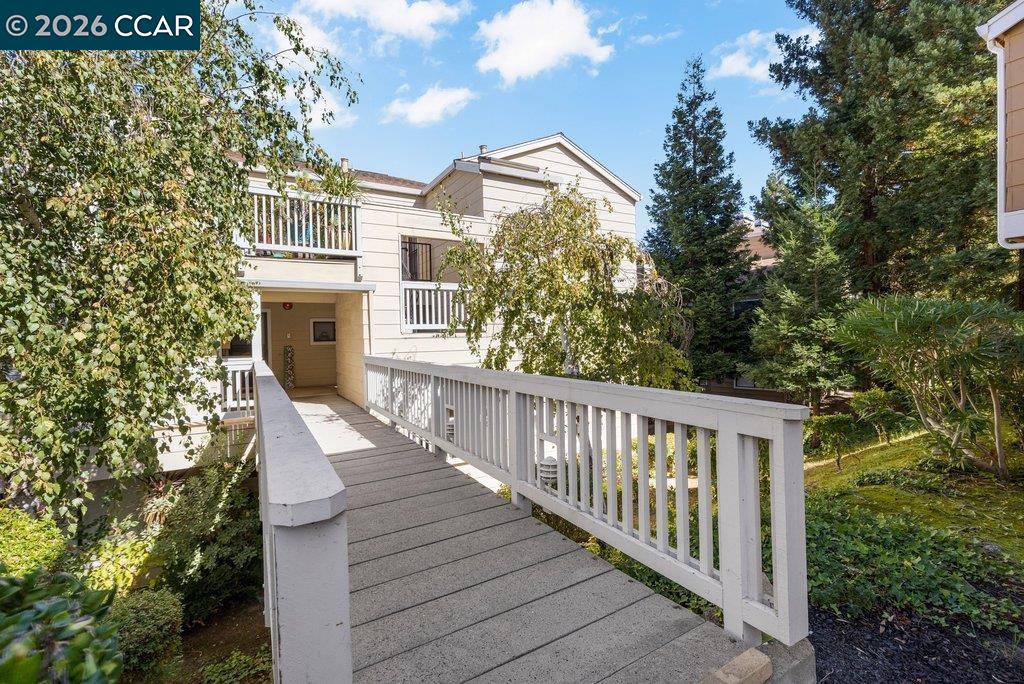 175 Village Pl