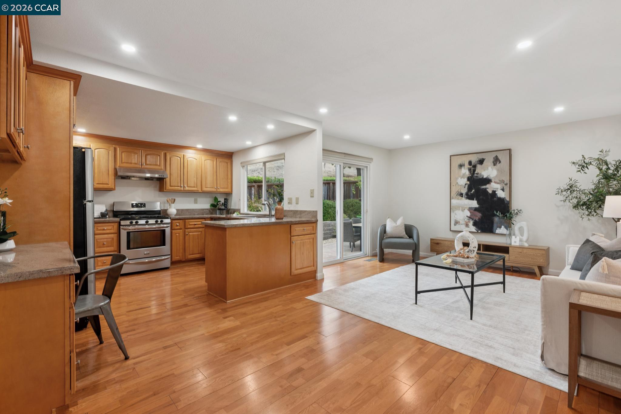 2106 Abington Ct