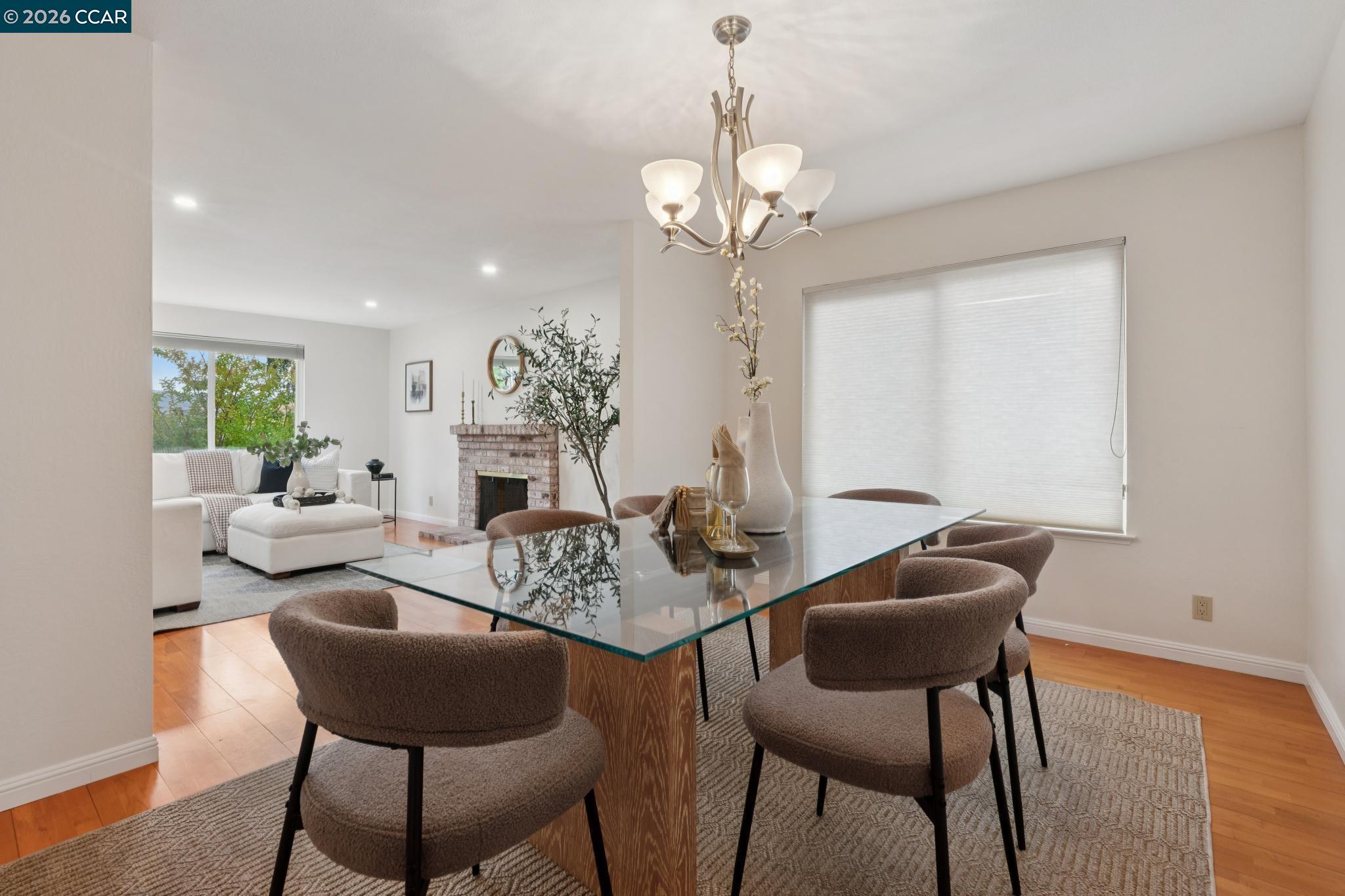 2106 Abington Ct