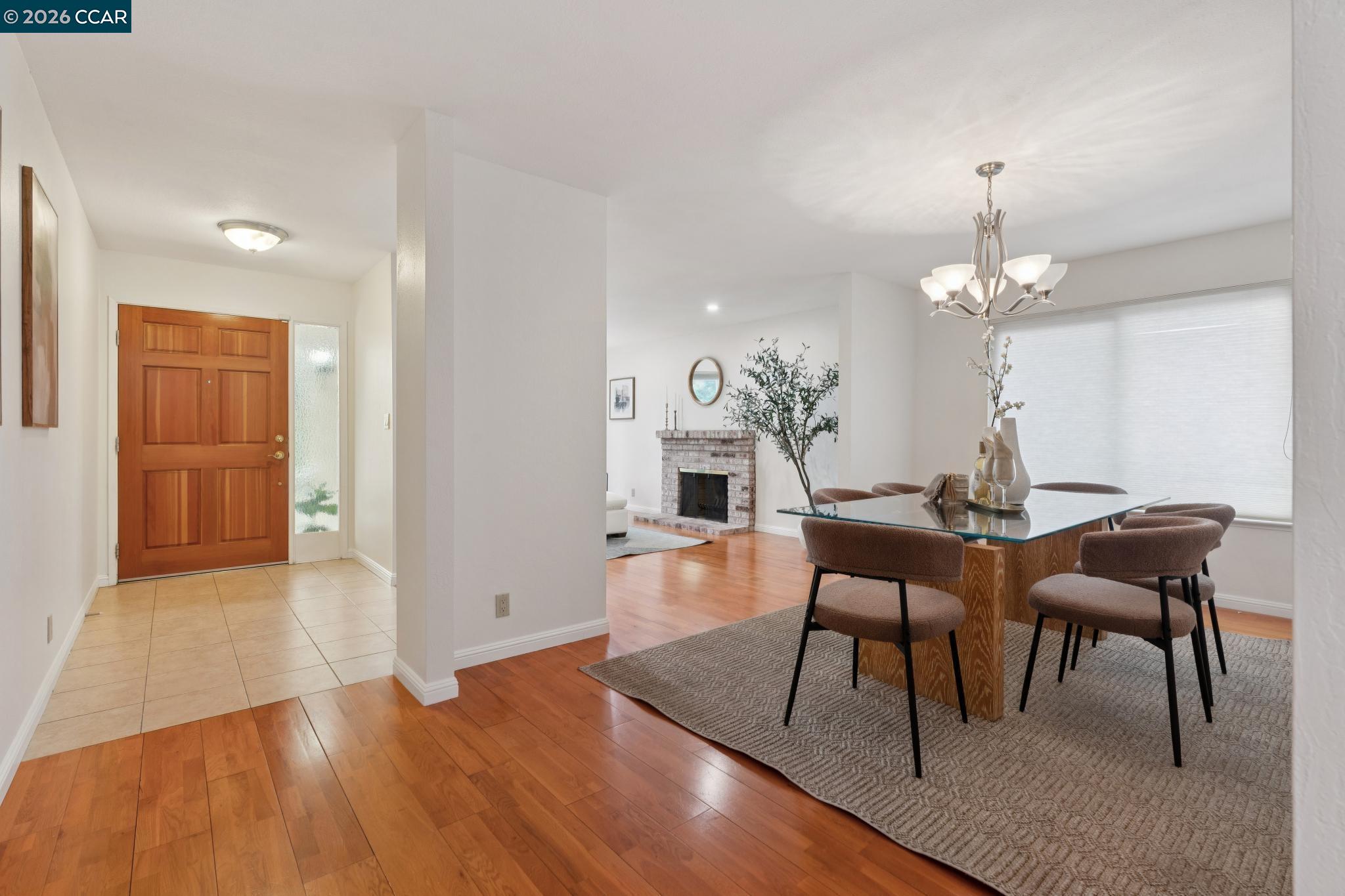 2106 Abington Ct