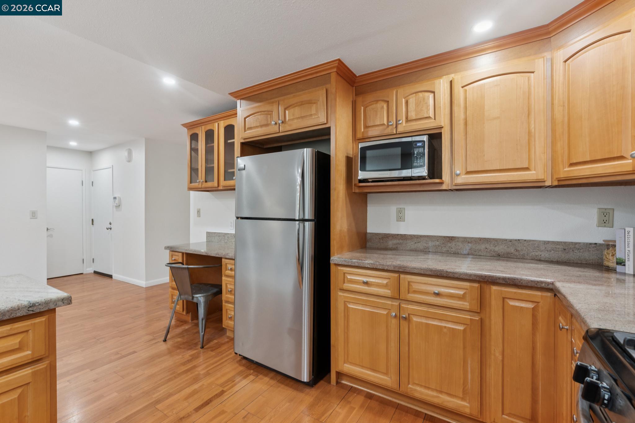 2106 Abington Ct