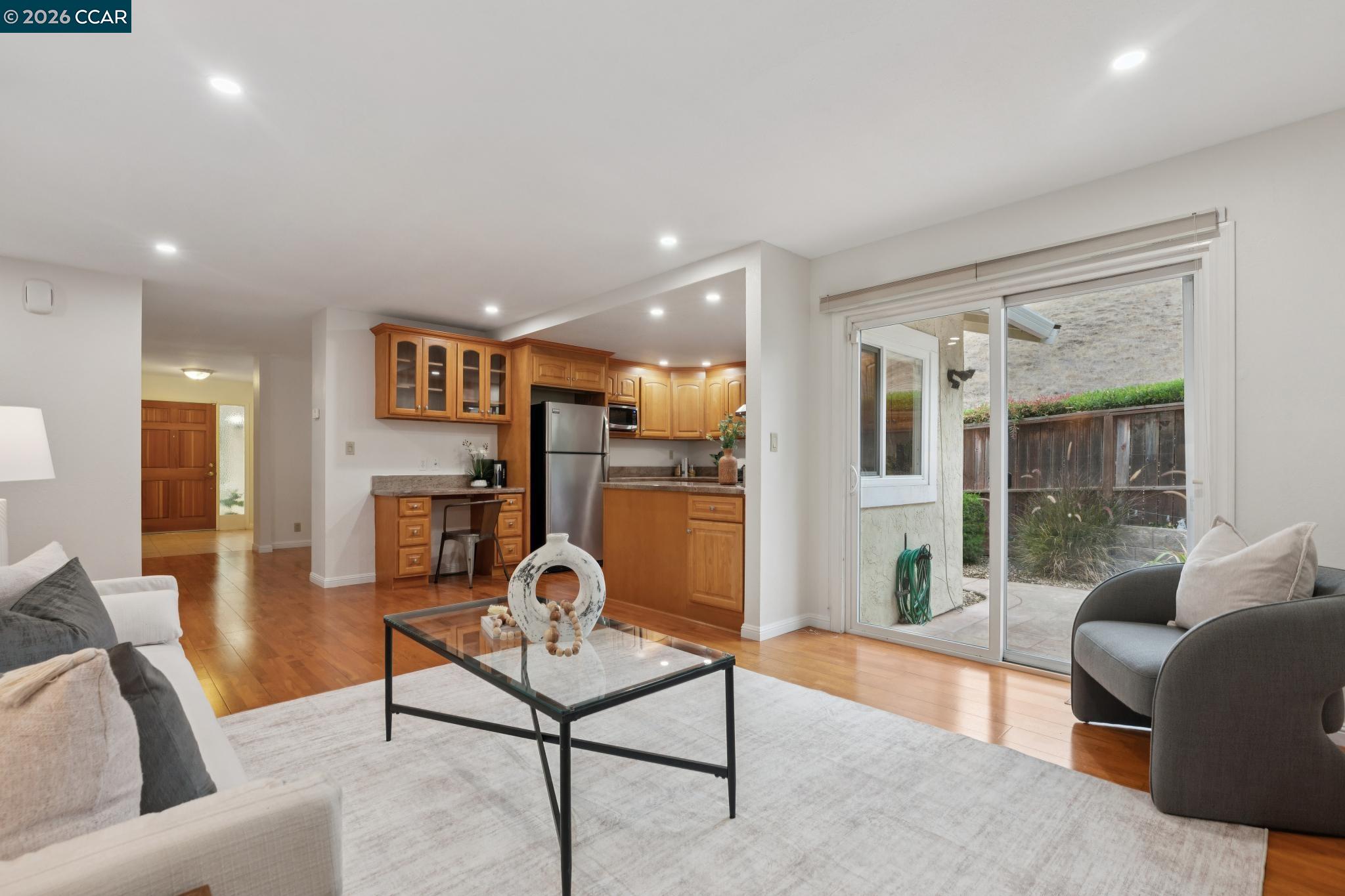 2106 Abington Ct