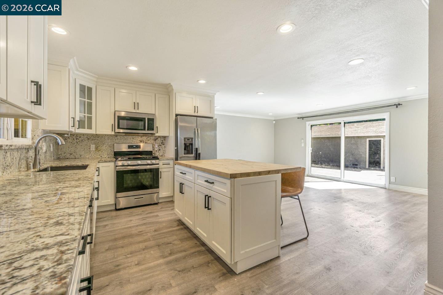 1001 Oak Grove Rd