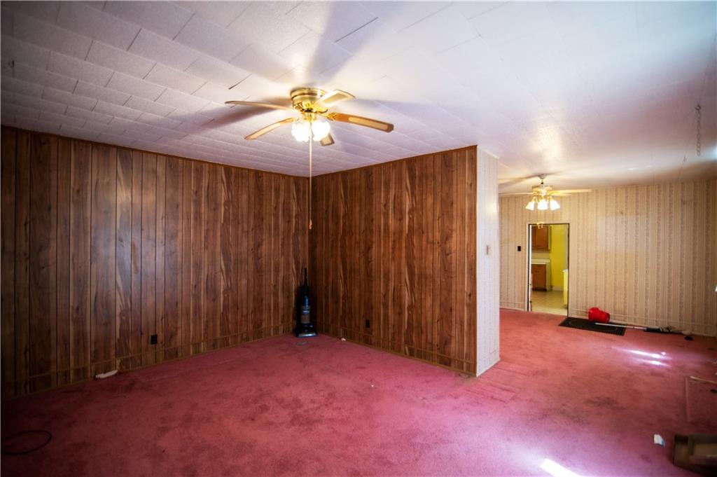 1519 Commercial Street