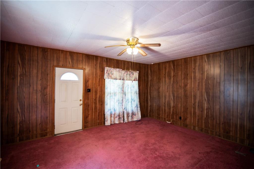 1519 Commercial Street