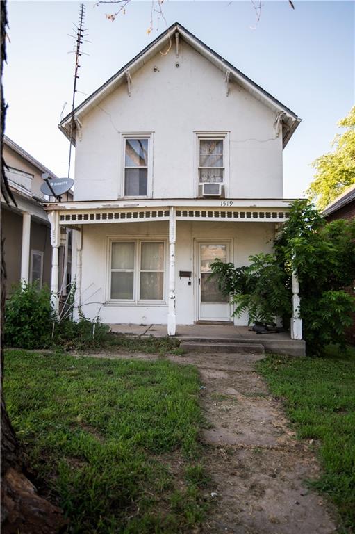 1519 Commercial Street