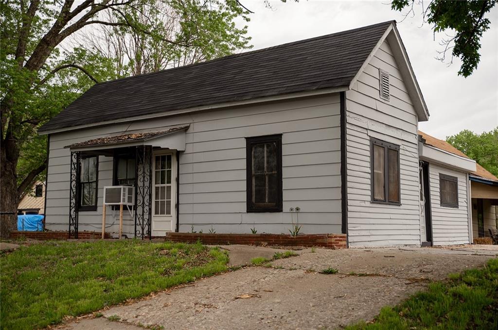 1013 Ann Street