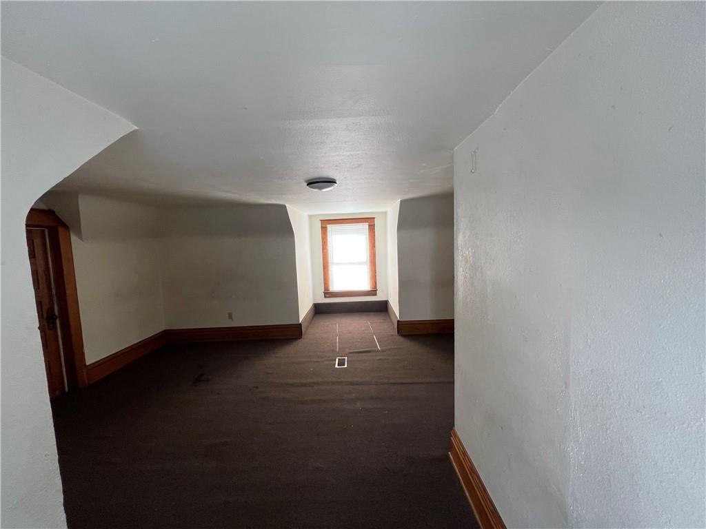 1109 Commercial Street