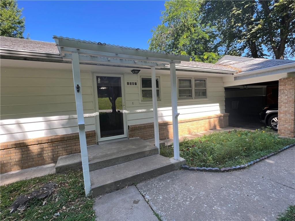 1501 N 2nd Street
