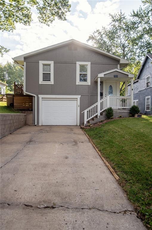 924 S 6th Street