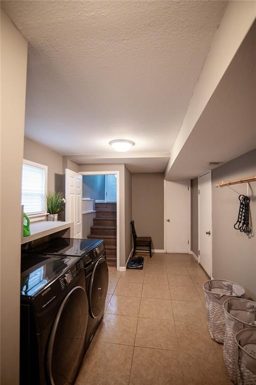 924 S 6th Street