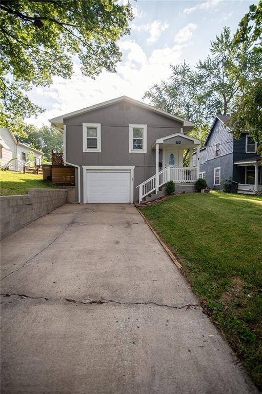 924 S 6th Street