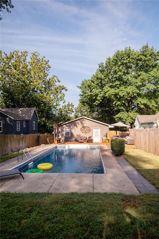 924 S 6th Street
