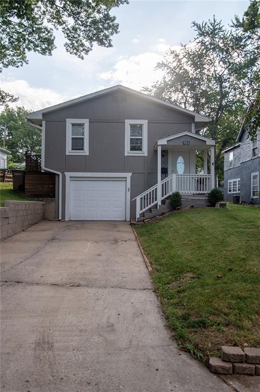 924 S 6th Street