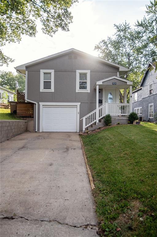 924 S 6th Street