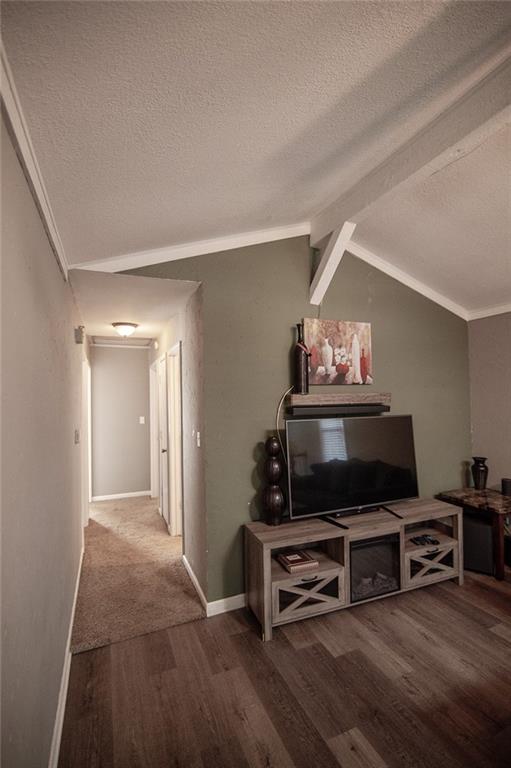 924 S 6th Street