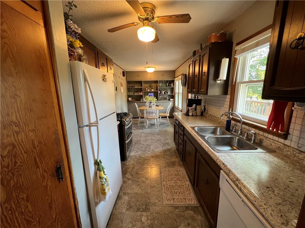 1220 Guthrie Circle