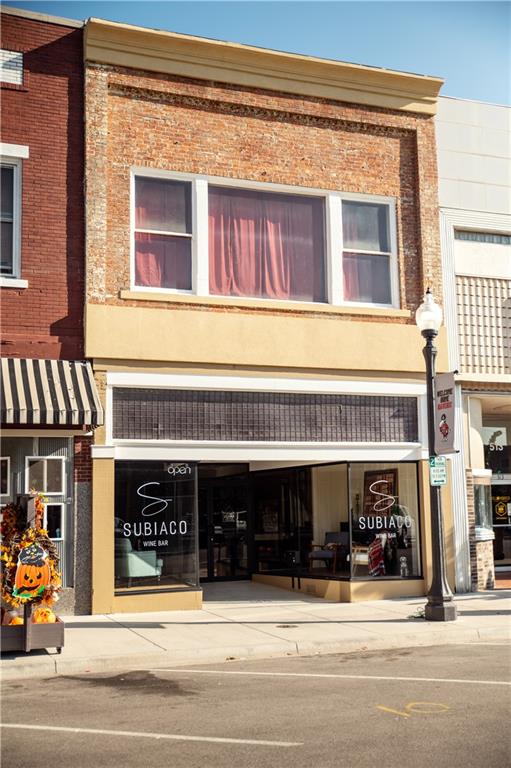 515 Commercial Street