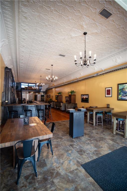 515 Commercial Street