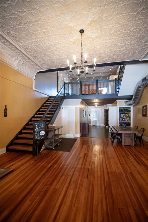 515 Commercial Street