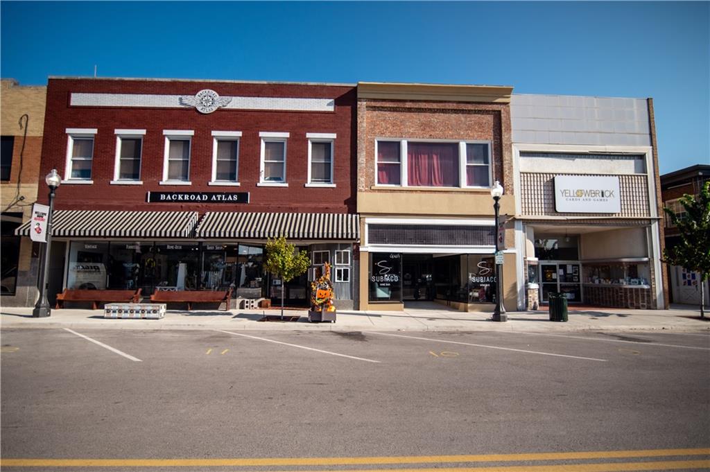 515 Commercial Street