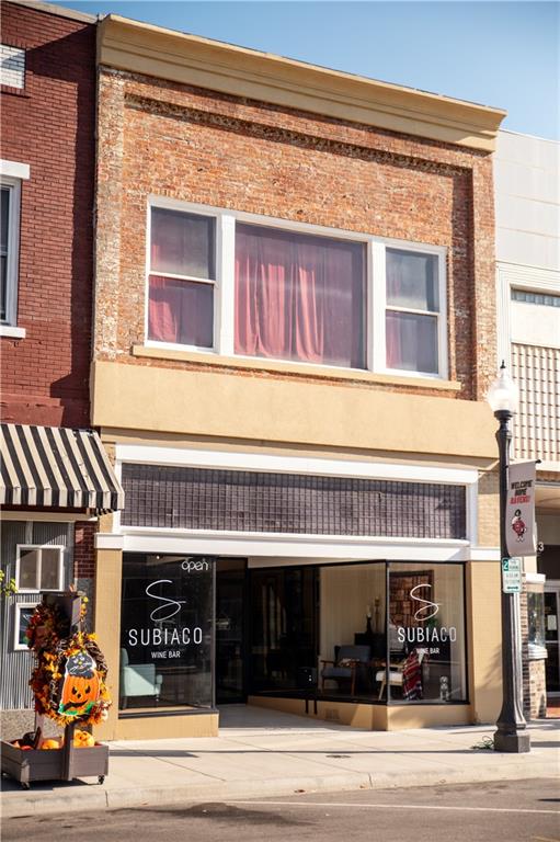 515 Commercial Street