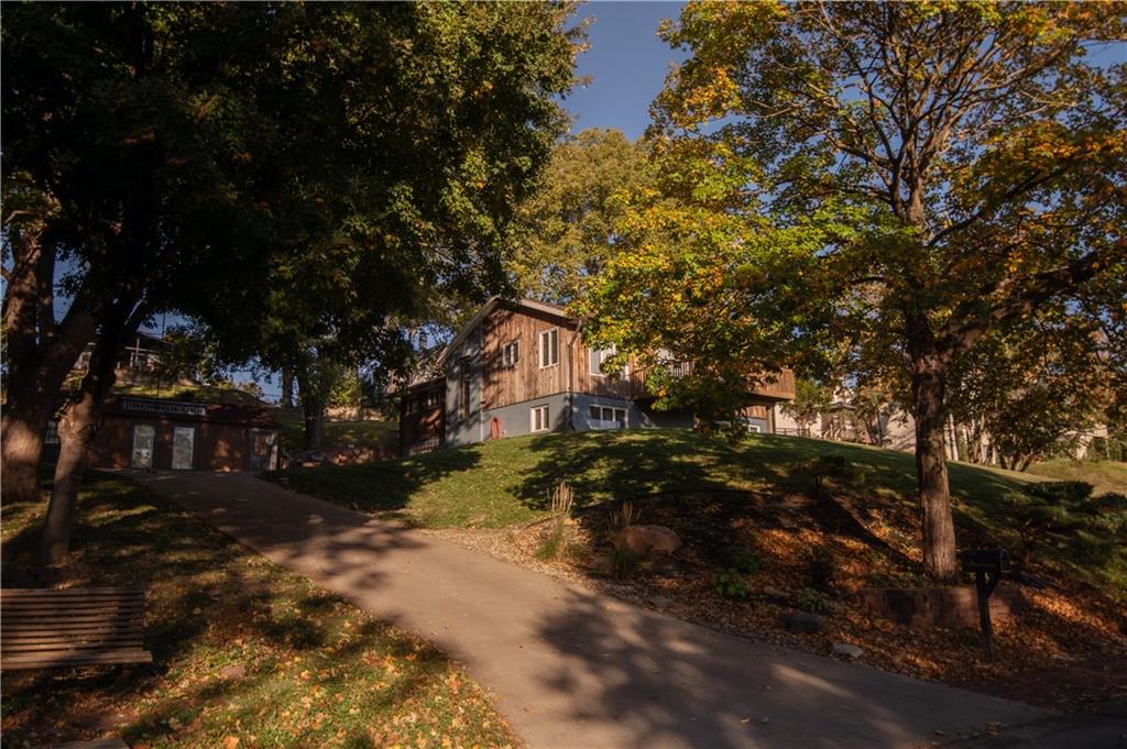 1111 Riverview Drive