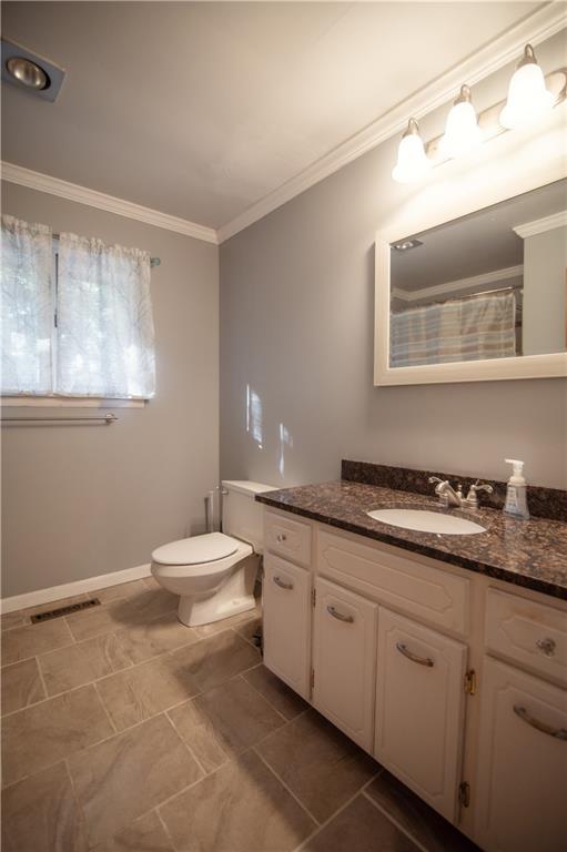 1111 Riverview Drive