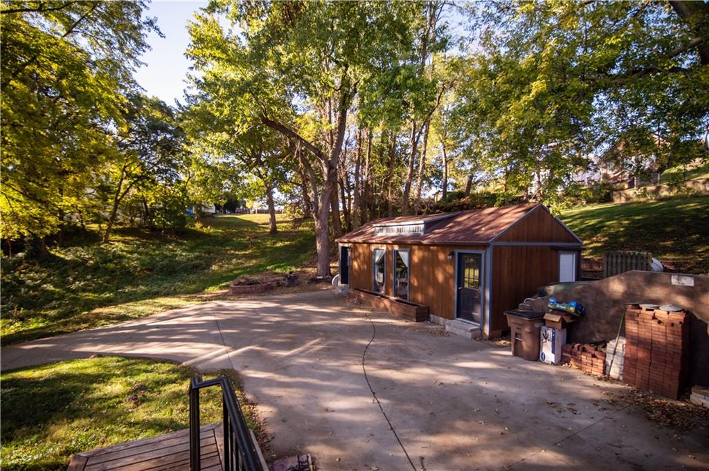 1111 Riverview Drive