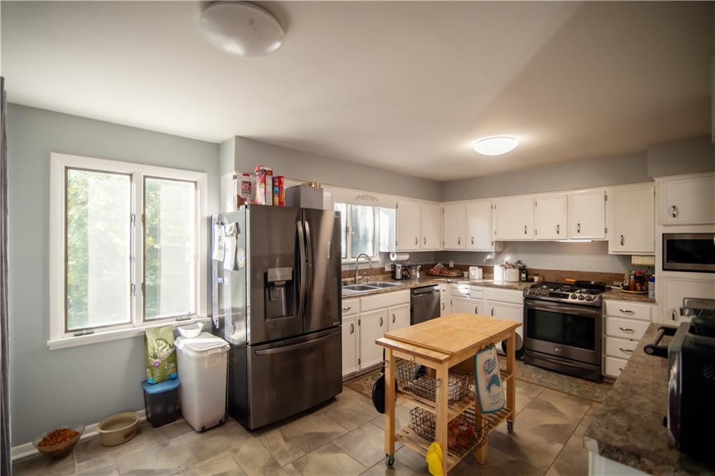 1111 Riverview Drive
