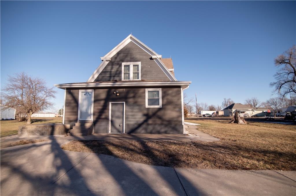 104 S 2nd Street