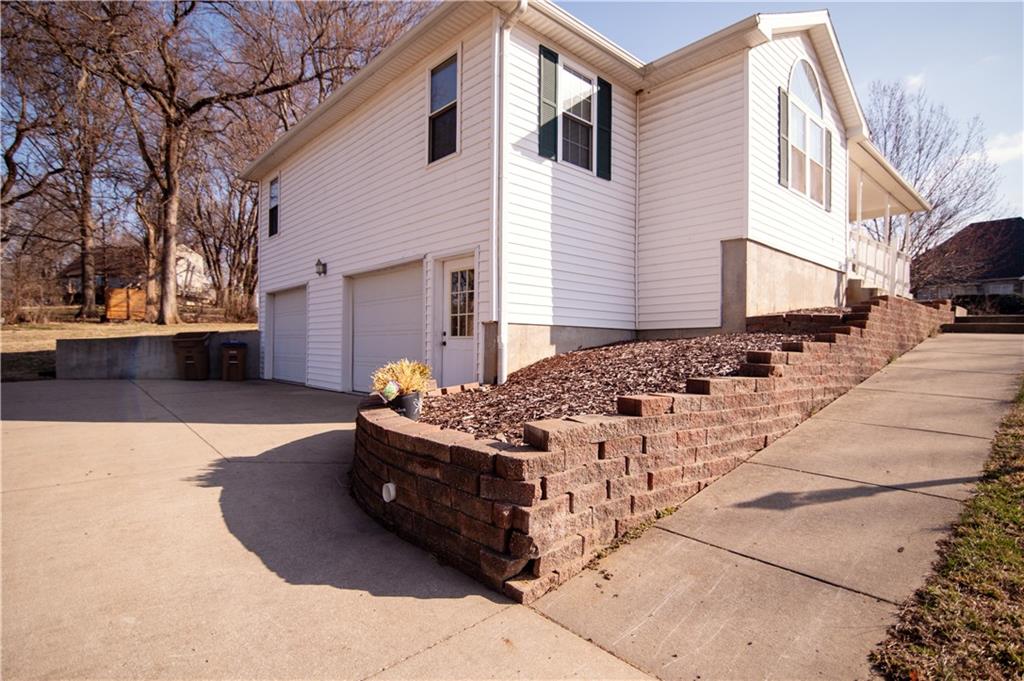 1104 Summerfield Court