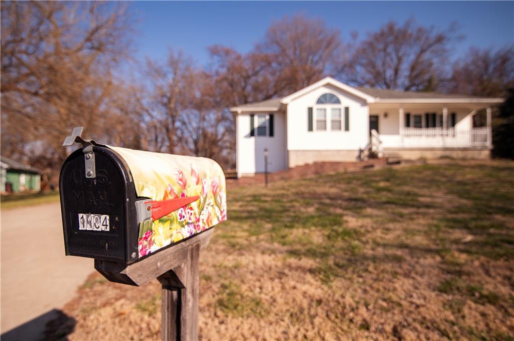1104 Summerfield Court