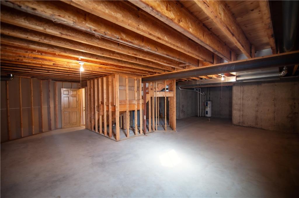 1104 Summerfield Court