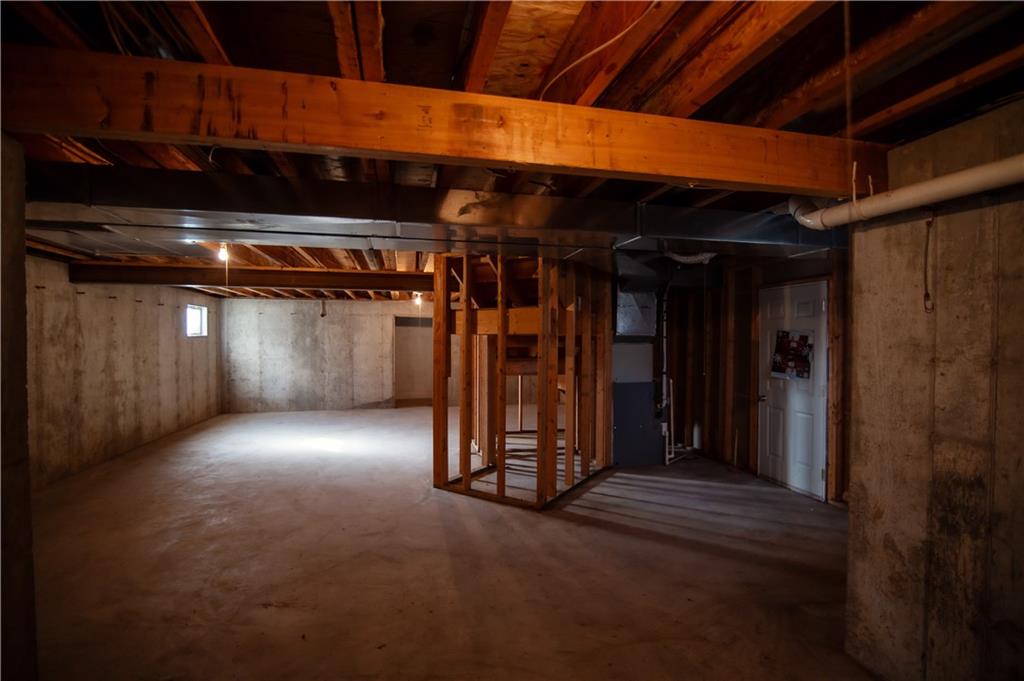 1104 Summerfield Court