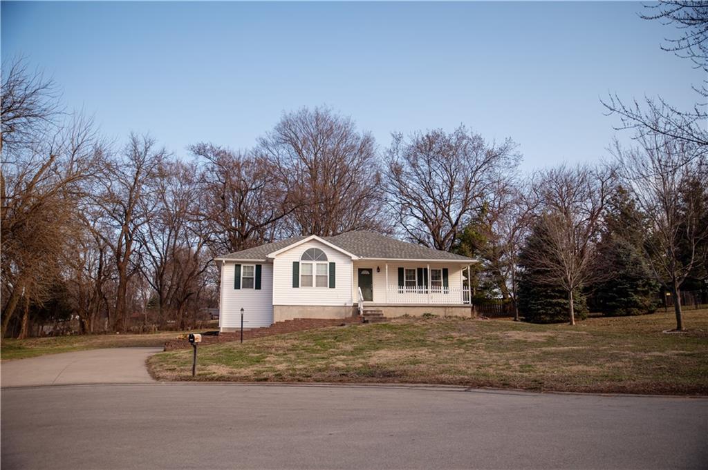 1104 Summerfield Court